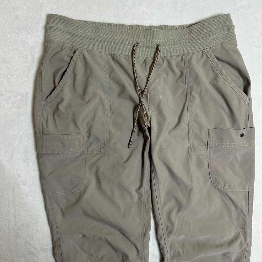 Columbia Women's Large Tan Cargo Capri Pants Roll-Up Straight Leg Hiking Travel - Picture 2 of 12